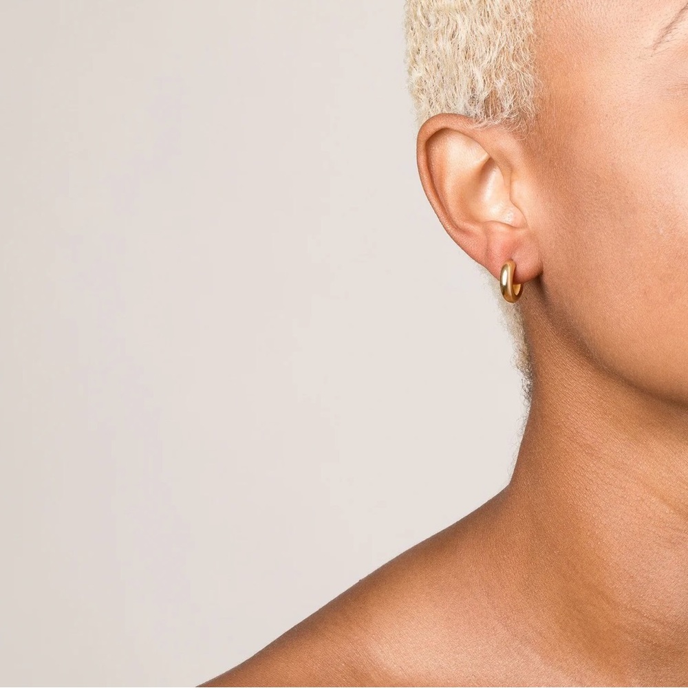 Aurate Gold Round Edge Hoop Earrings Small